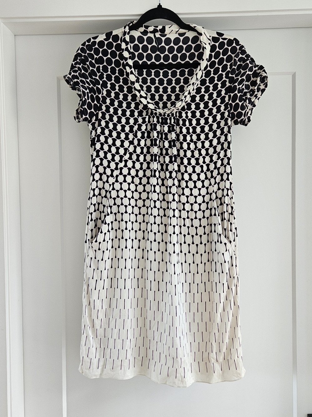 Elie Tahari Silk Black and Cream Dot-Gradient With Purple Mini Dress